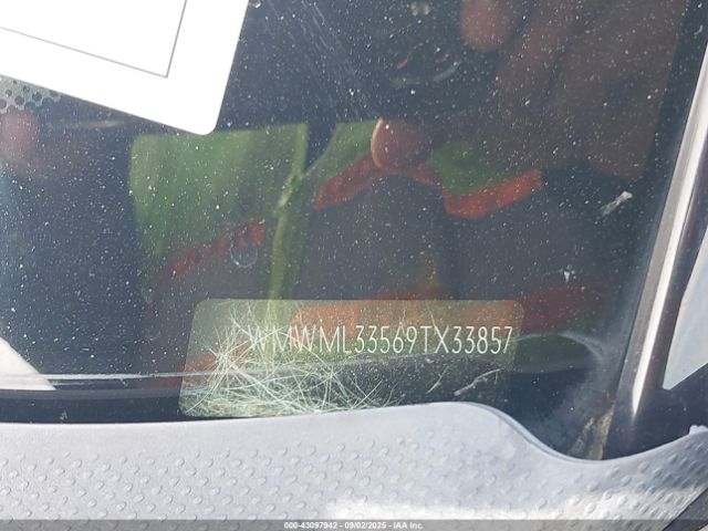 2009 MINI COOPER CLUBMAN WMWML33569TX33857 Photo 8