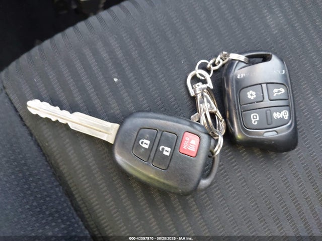 Toyota 2ar-fe 2014 2T3RFREV9EW185232 Image 11