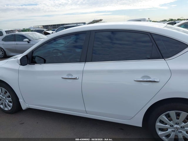 Nissan Sentra 2017 3N1AB7AP6HY225157 Image 14