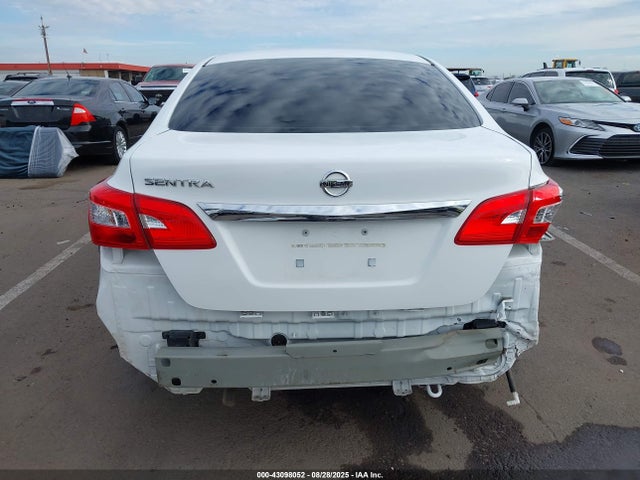 Nissan Sentra 2017 3N1AB7AP6HY225157 Image 16