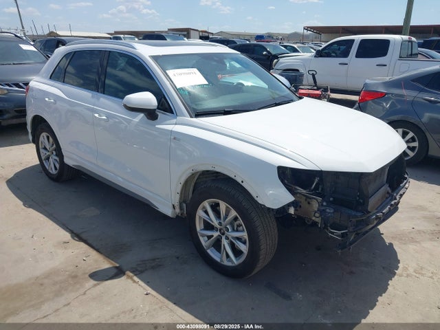 2024 AUDI Q3 WA1DECF36R1061554 Photo 0