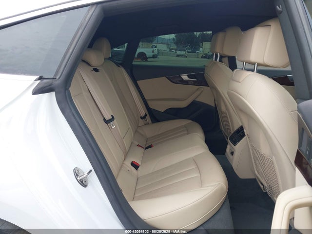 WAUBNCF57KA042836 Audi A5 45 Premium