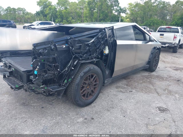 2024 TESLA CYBERTRUCK 7G2CEHED7RA046314 Photo 3