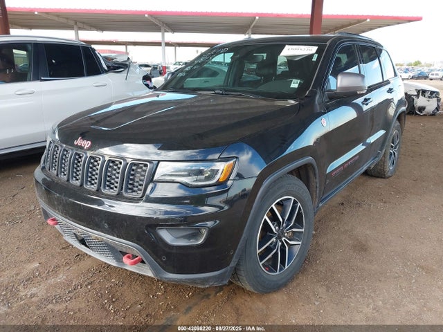 Jeep Grand Cherokee 2019 1C4RJFLT2KC814813 Image 2