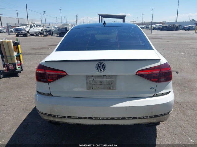 1VWJM7A35JC040209 Volkswagen fsi