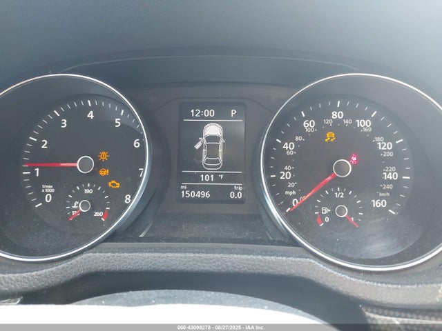 Volkswagen fsi 2018 1VWJM7A35JC040209 Image 7