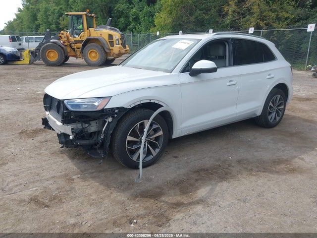 2021 AUDI Q5 WA1BAAFY0M2127179 Photo 1
