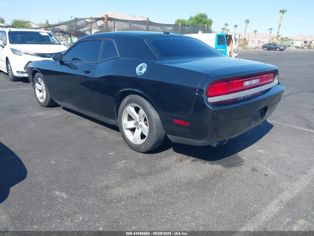 Dodge Challenger 2014 2C3CDYAG9EH306424 Image 3