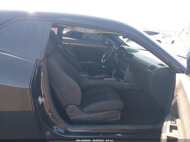 Dodge Challenger 2014 2C3CDYAG9EH306424 Image 5