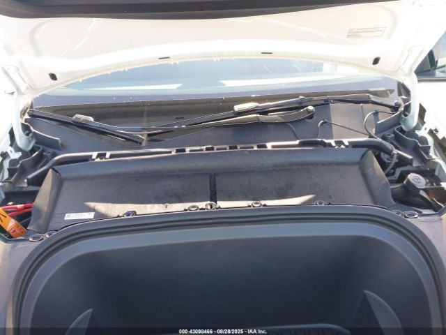 2024 TESLA MODEL Y 7SAYGDEE2RA323068 Photo 9