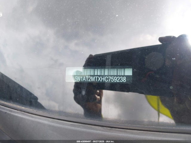5N1AT2MTXHC759238 Nissan 2017