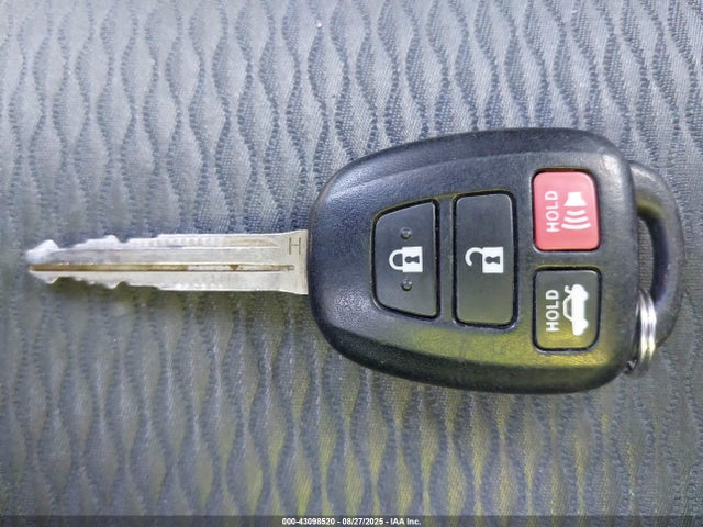 5YFBURHE9HP681732 Toyota 2zr-fe