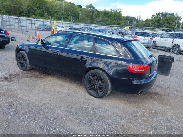 2009 AUDI A4 WAUGF78K59A193696 Photo 2