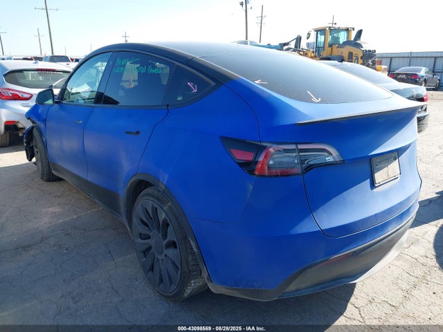 2022 TESLA MODEL Y 7SAYGDEF1NF314772 Photo 2