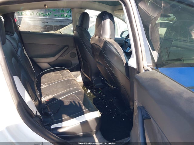 2022 TESLA MODEL Y 7SAYGDEF1NF314772 Photo 7