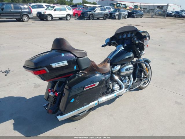 2022 HARLEY-DAVIDSON FLHX 1HD1KBC16NB650671 Photo 3