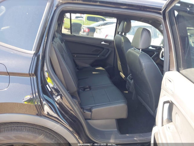 3VV3B7AX7LM132123 Volkswagen Tiguan