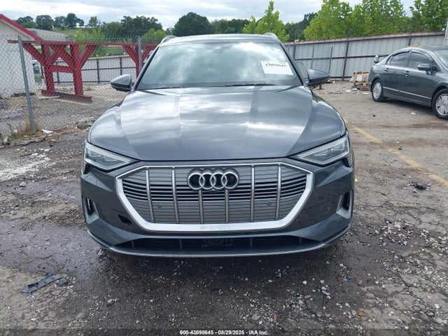WA1VAAGEXKB007405 Audi E-Tron