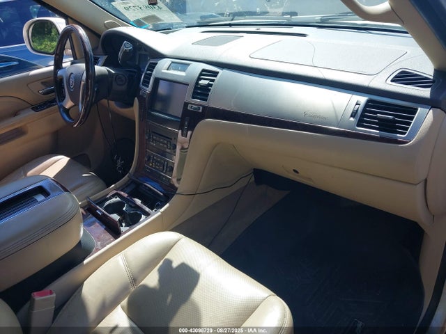 2014 CADILLAC ESCALADE ESV 1GYS4JEF0ER241487 Photo 4