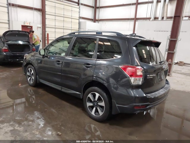 Subaru naturally aspirated u5 2017 JF2SJARC6HH543408 Image 3