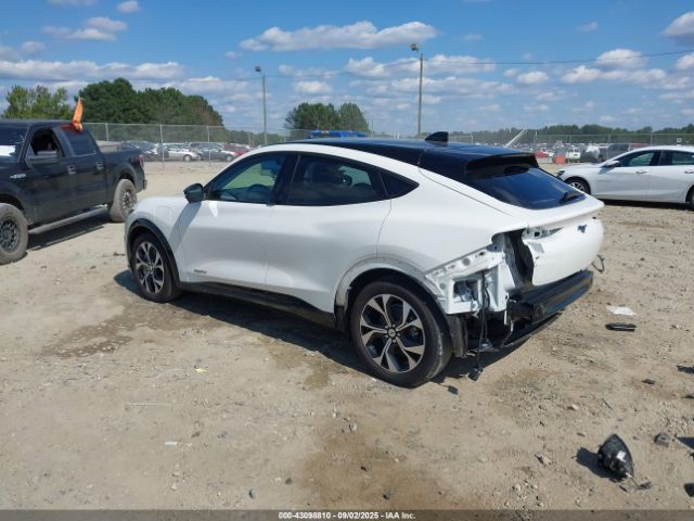 2022 FORD MUSTANG MACH-E 3FMTK3RM7NMA55740 Photo 2