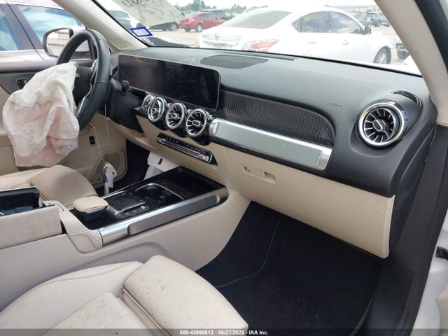 2021 Mercedes-benz Glb 250 მანქანა იყიდება აუქციონზე, vin: W1N4M4GB8MW093284, აუქციონის ნომერი: 43098813