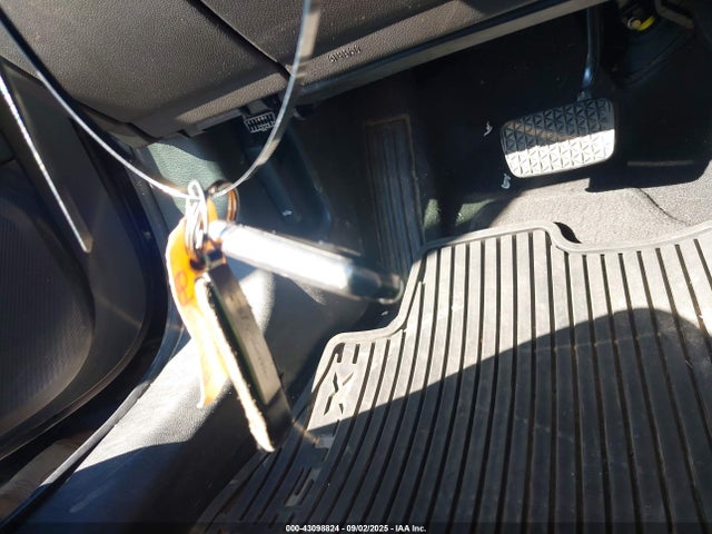 2017 CADILLAC XTS 2G61R5S35H9165688 Photo 10