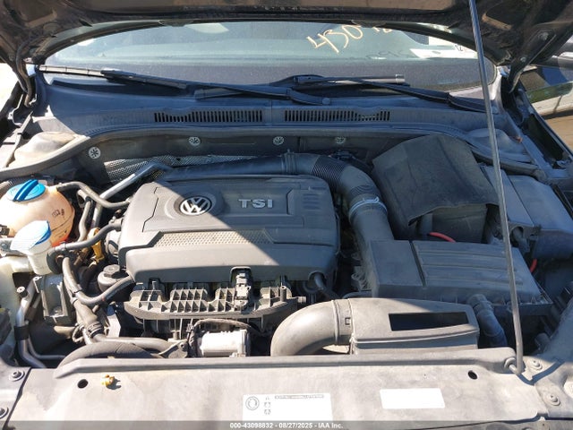 3VWD17AJ9FM319821 Volkswagen 1.8t