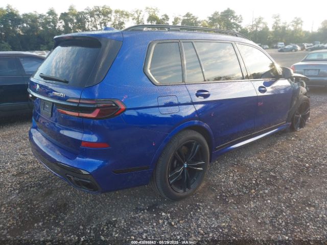 2024 BMW X7 5UX33EM03R9S83884 Photo 3
