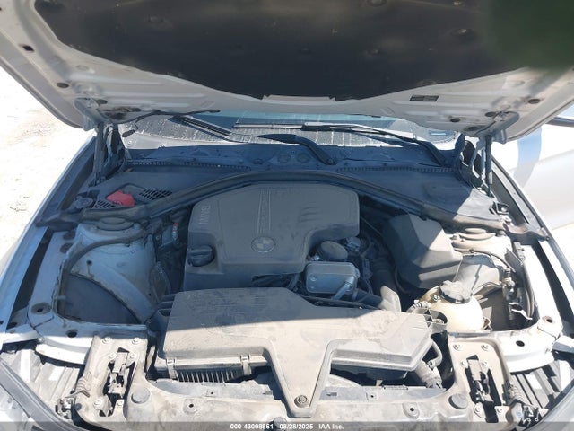 WBA3B1C5XEK134592 BMW 320i
