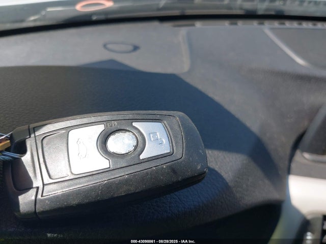 WBA3B1C5XEK134592 BMW 320i