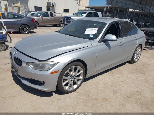 WBA3B1C5XEK134592 BMW 320i
