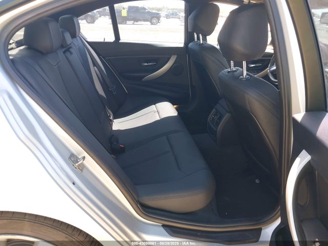 WBA3B1C5XEK134592 BMW 320i