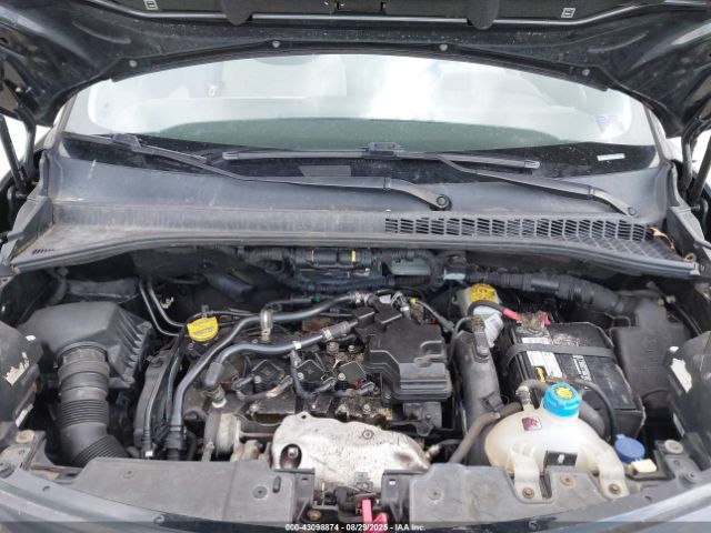 2014 FIAT 500L ZFBCFABH1EZ001345 Photo 9