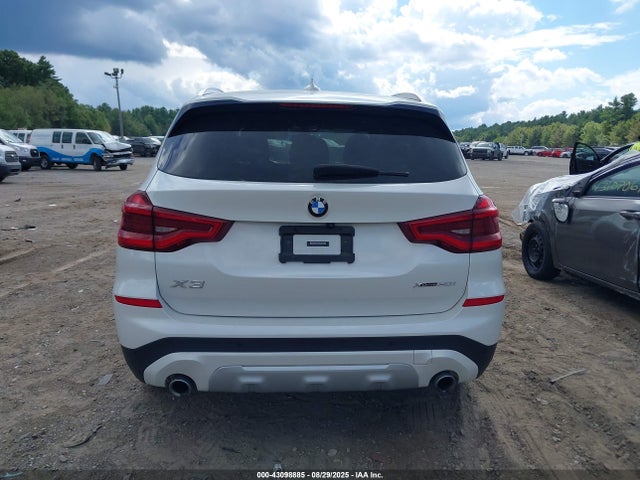 BMW X3 2021 5UXTY5C06M9F81764 Image 16