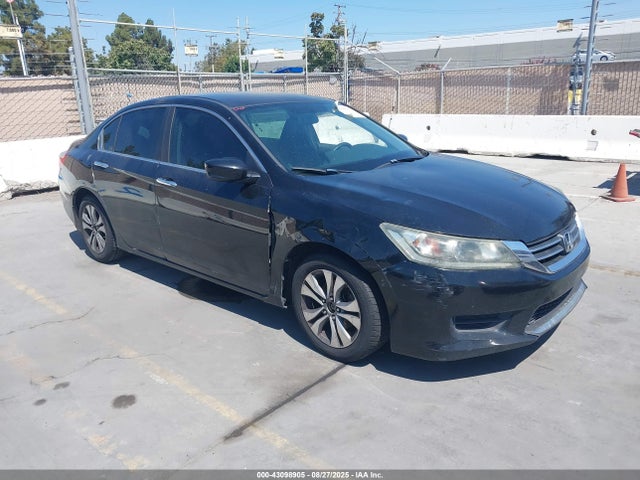 Honda k24w1 2014 1HGCR2F3XEA266502 Image 1