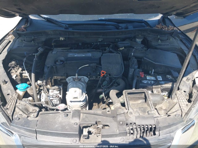 Honda k24w1 2014 1HGCR2F3XEA266502 Image 10