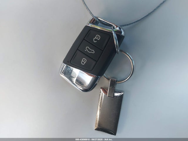 Volkswagen 2.0 tsi 2023 1V2DC2CA9PC227333 Image 11