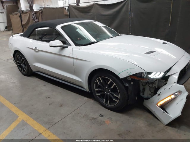 Ford 2.3l 4v premium fuel 2018 1FATP8UH1J5145274 Image 13