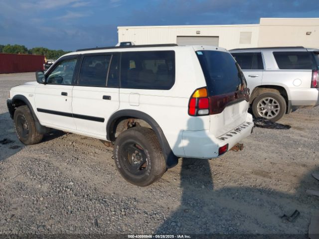 2000 MITSUBISHI MONTERO SPORT JA4LS31H2YP009180 Photo 2