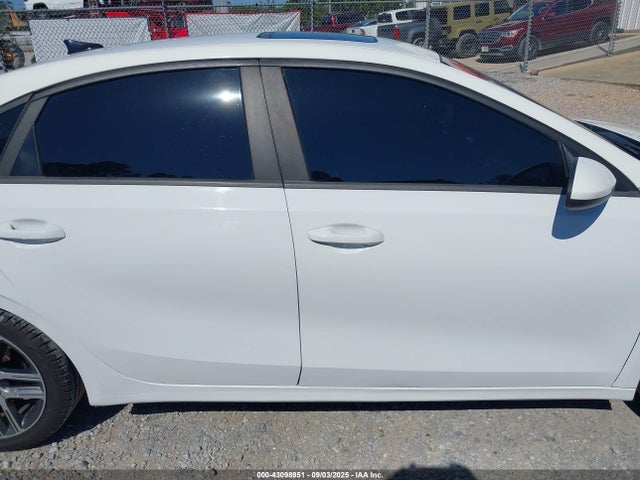 3KPF34AD5KE037419 KIA mpi nu