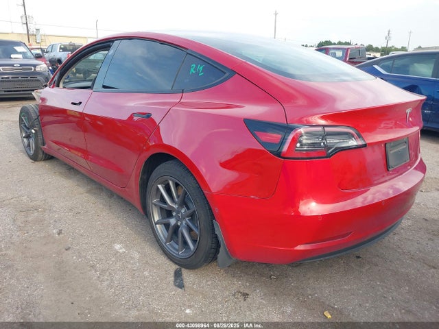 2022 TESLA MODEL 3 5YJ3E1EA6NF112770 Photo 2