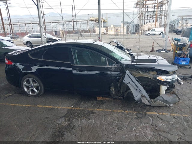 Ford 2016 2016 3FA6P0HD2GR281327 Image 13