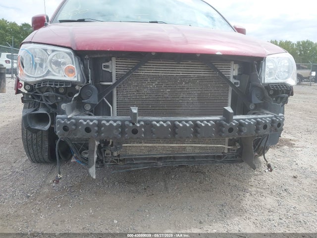 2C4RC1BG0GR188050 Chrysler Town and Country