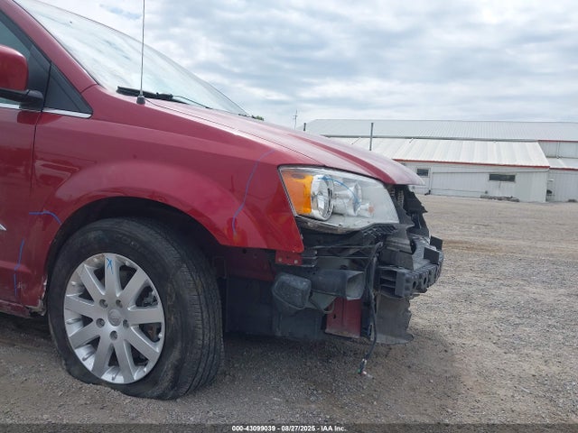 2C4RC1BG0GR188050 Chrysler Town and Country