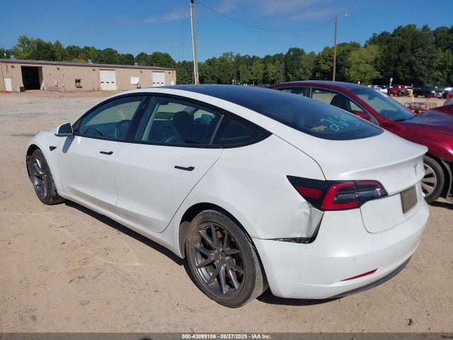2021 TESLA MODEL 3 5YJ3E1EA8MF855039 Photo 2