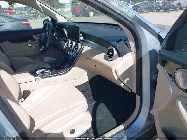 WDC0G4JBXHF254630 Mercedes-Benz m274
