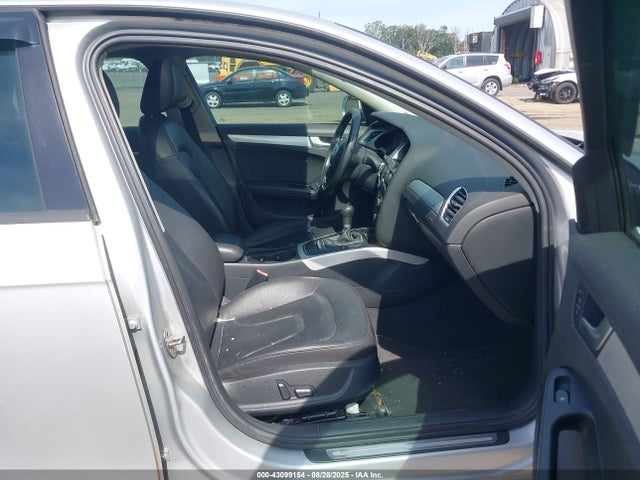 2010 AUDI A4 WAUDFAFL2AN070916 Photo 4