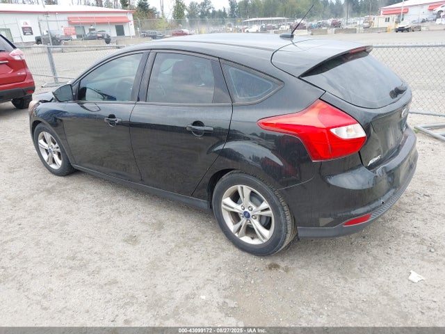 Ford 2014 2014 1FADP3K28EL169823 Image 3