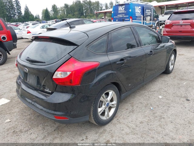 Ford 2014 2014 1FADP3K28EL169823 Image 4